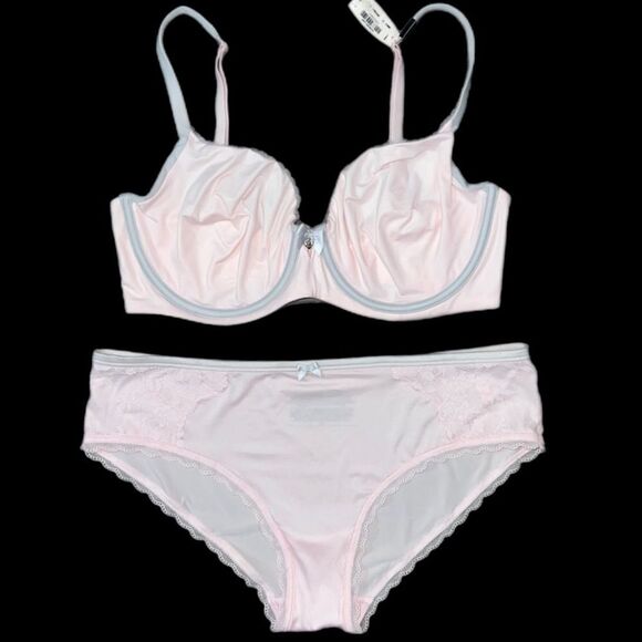 Victorias Secret Set Body Supersoft Unline Demi bra & Hiphugger panty Pink 36C/L - Picture 3 of 4